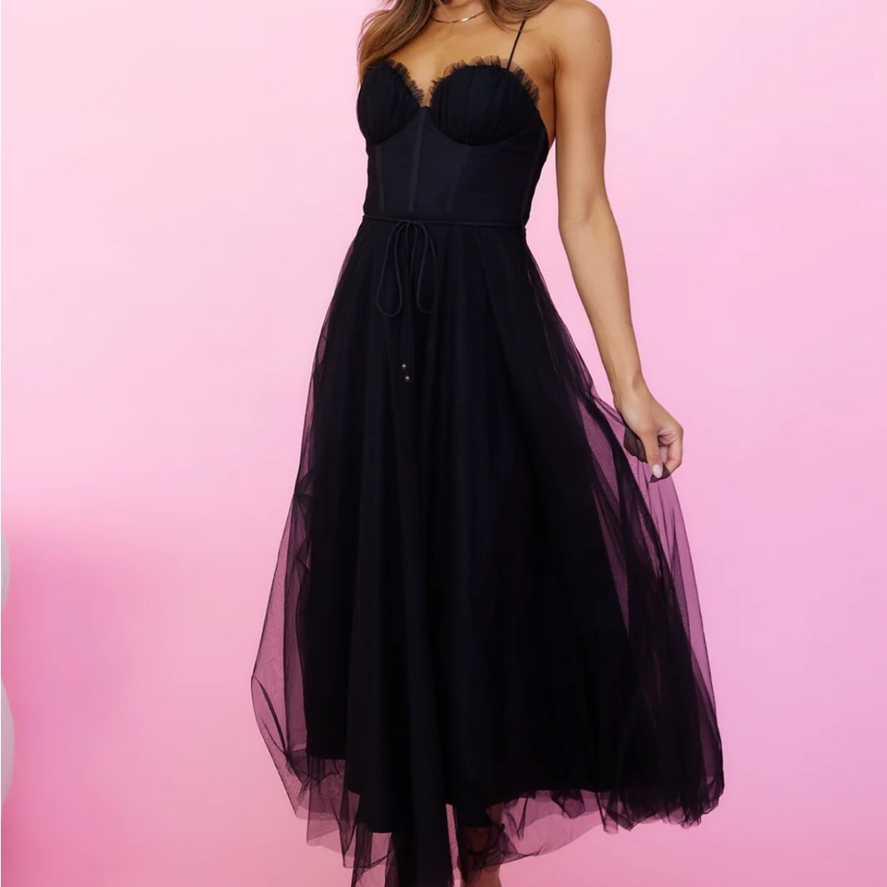 Black tulle midi dress Hello Molly